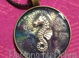 Round Pendant with Seahorse #3915