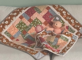 Baby quilted blanket with appliques