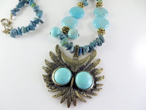 Turquoise beaded necklace " Owl Fun"