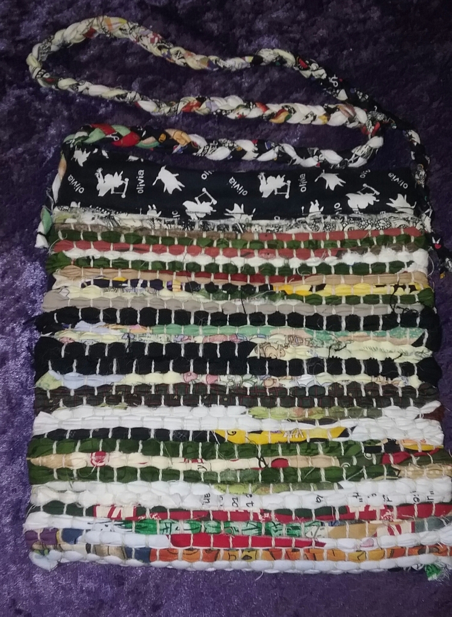 Medium Rag Rug Bag in Earth Tones by Manitu Okahas Studio