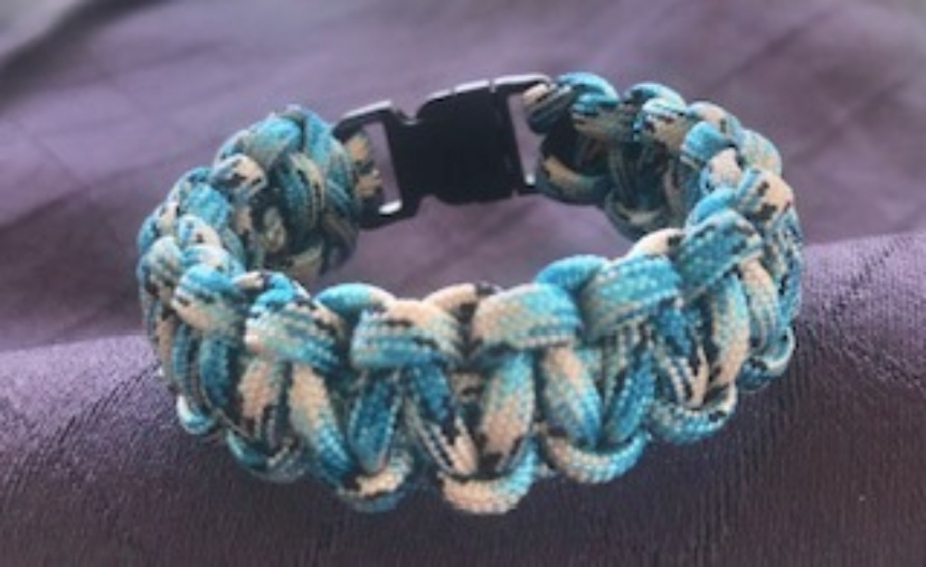 teal paracord bracelet