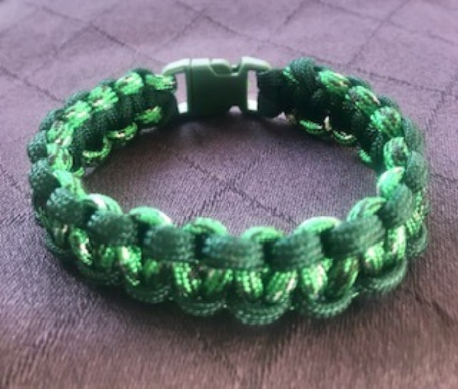 Paracord bracelet dark green camo by gmas7 creations, Bracelets