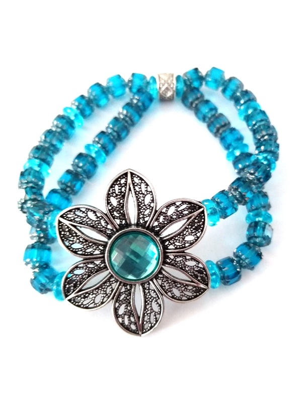 Unique Stretch Bracelet with Crystal Flower Center