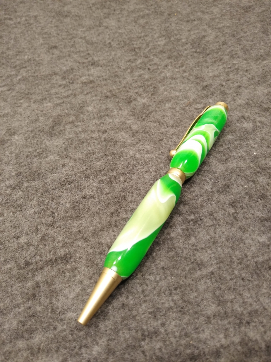 Handmade Acrylic Twist Action Ink Pen Refillable by Clintswoodcrafts