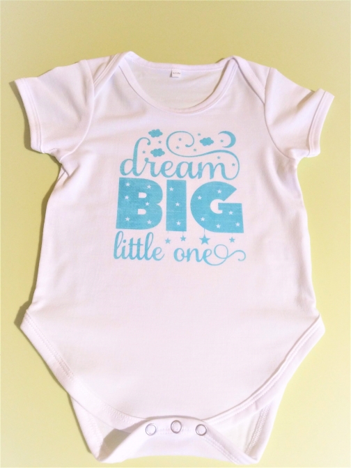 Dream Big Little One baby Onesie Size 912 months