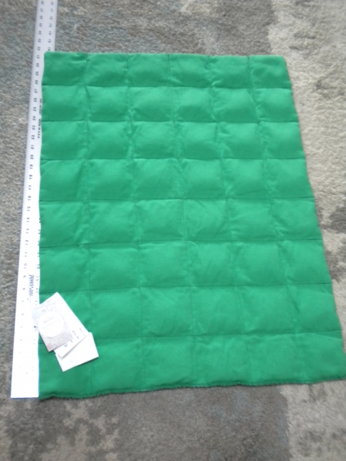 Kelly Green 4 pound weighted blanket by Sally Abramat, Blankets