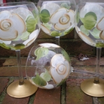 white cabbage rose goblets with gold 