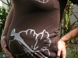FLOWER CHLD-maternity tee-silver on chocolate