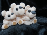 Tan mommy & 2 baby bear clay sculptures