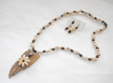 26" Seashell and wooden bead necklace w/matching earrings