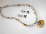 24" Necklace with Seashell Pendant & Matching Earrings