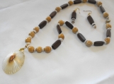 22" Shell and Wood Necklace w/ Natural Shell Pendant & Earrings