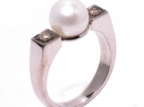 925 Sterling Silver Pearl & Diamond Gemstone Ring