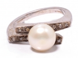 925 Sterling Silver Pearl & Diamond Gemstone Ring