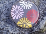 Large Round Glass Pendant - Chinese Flowers