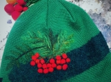 Felt hat with embroidery