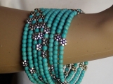 Turquoise floral memory wire gemstone hippi bracelet for her