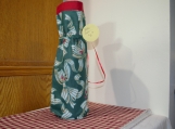 Wine Cover/Bag, Ribbon Print crimson Top, red drawstring ribbon