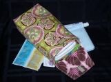Tiny Hiny Diaper Tote (tm) - Convenient & Stylish way to travel with diapers