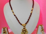 Designer Red crystak beads&Metal work Necklace Earring Set