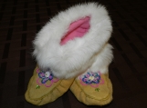 Handbeaded slipper/moccasin
