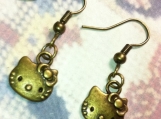 Hello Kitty Antique Bronze Earrings & European Charm ++ FREE Gif