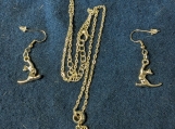 Cats playing necklace and earrings set