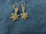 Gorgeous snowflake earrings