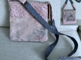 Fabric messenger type purse