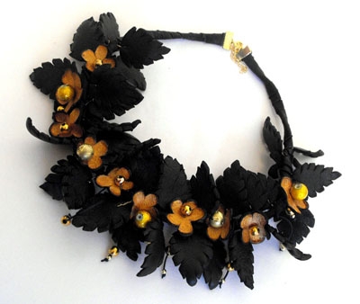 Handmade leather floral branch necklace. Bronze and black.