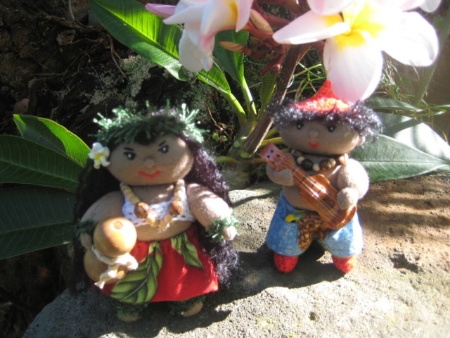 Miniature Dolls, Ipu and Kahiki.