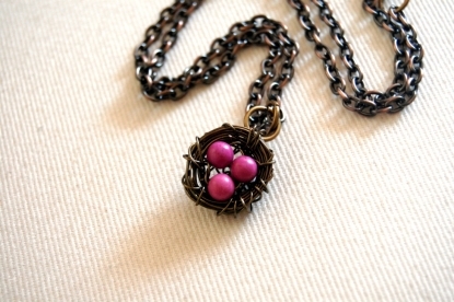Bird nest necklace with pink pearl