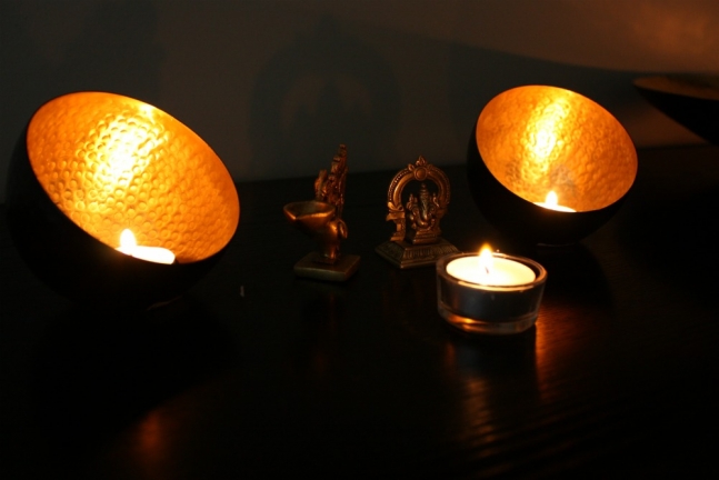  Bronze lights, Diwali