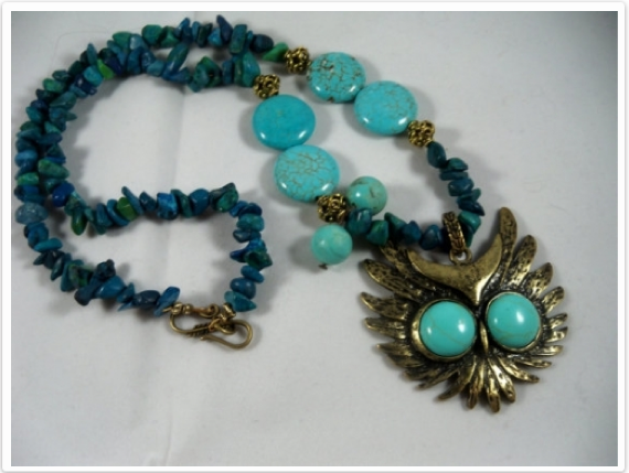 "Owl Fun" beaded turquoise semiprecious gemstone necklace 