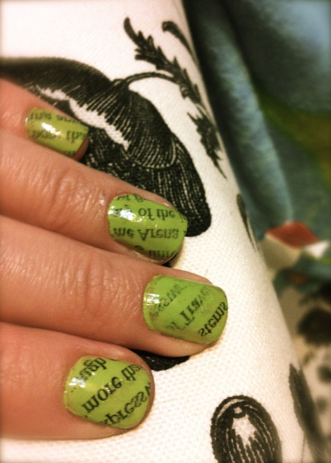 newspaper nails DIY tutorial; how-to
