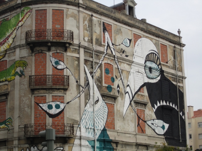 Bird mural, Lucy Mclauchlan, graffiti, Av. Fontes Pereira de Melo.